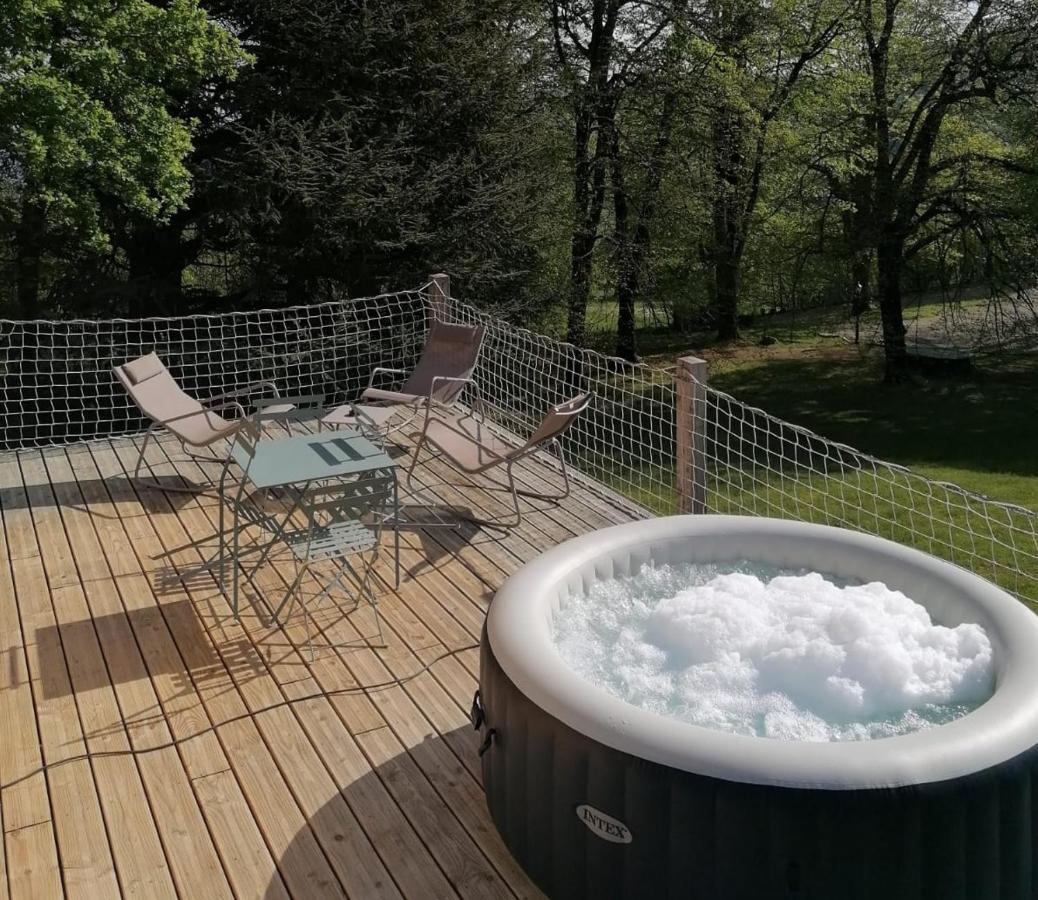 Monchateau Etoile, Hebergement Insolite Avec Spa Merlas ภายนอก รูปภาพ